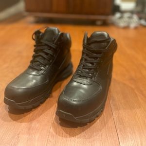 Nike Air Max Goadome Boots